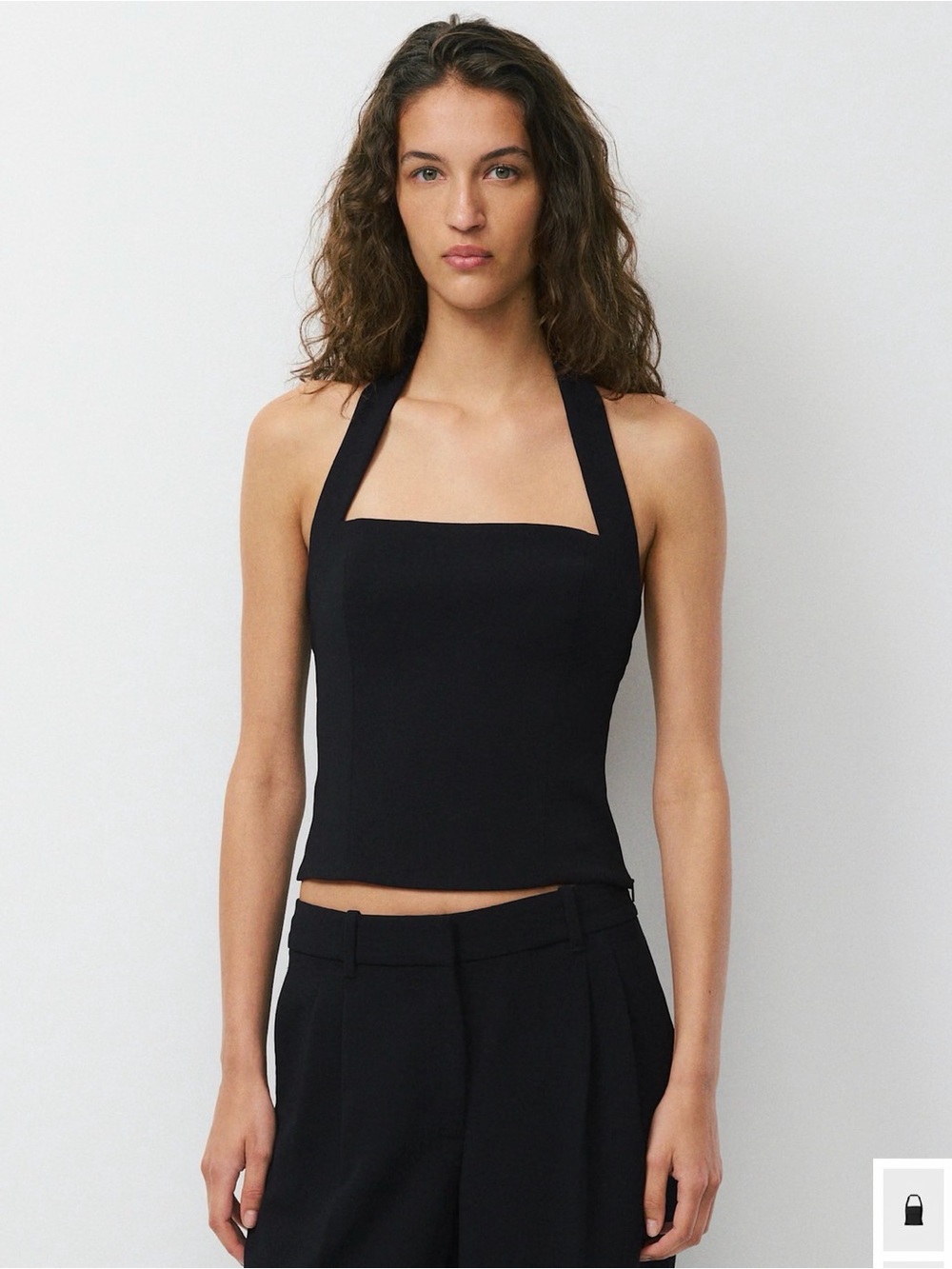 Aritzia Black Whisper Halter Top - Crepette Medium - Picture 2 of 8